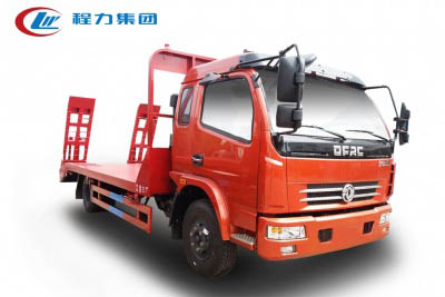 飞碟旗下的小卡近来正在博汽行业崭露头角—13方油罐车